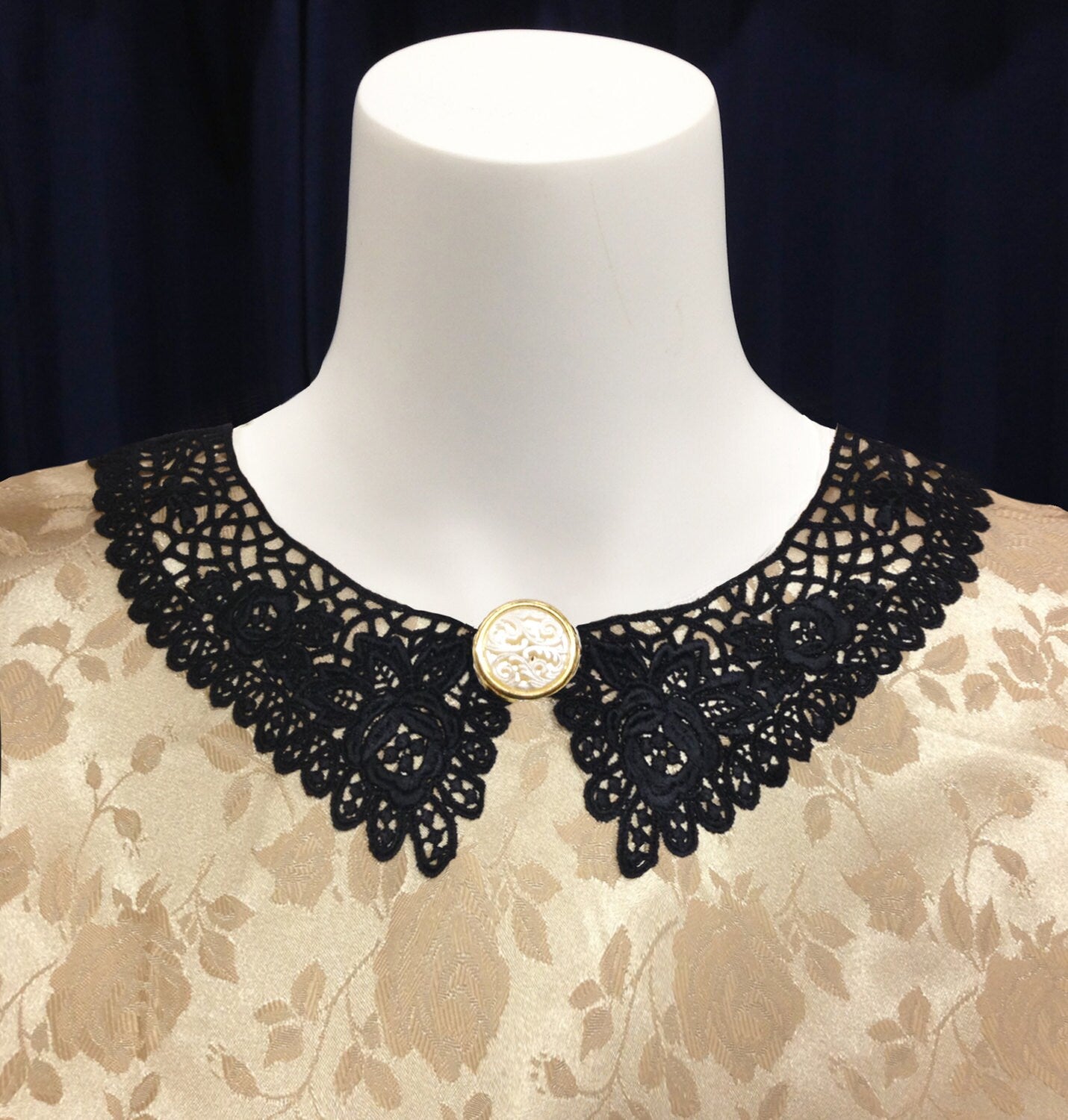 Bib Lace Detached Dress Collar